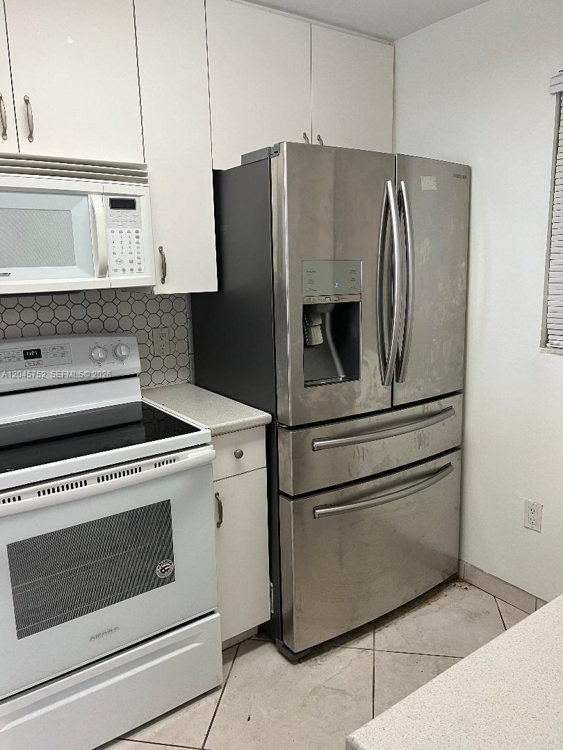 6880 Abbott Ave # 508, Miami Beach FL 33141