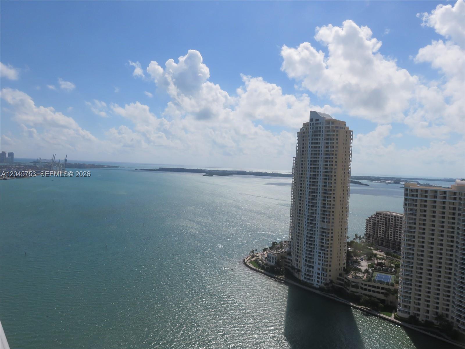 335 S Biscayne Blvd # 3503, Miami FL 33131