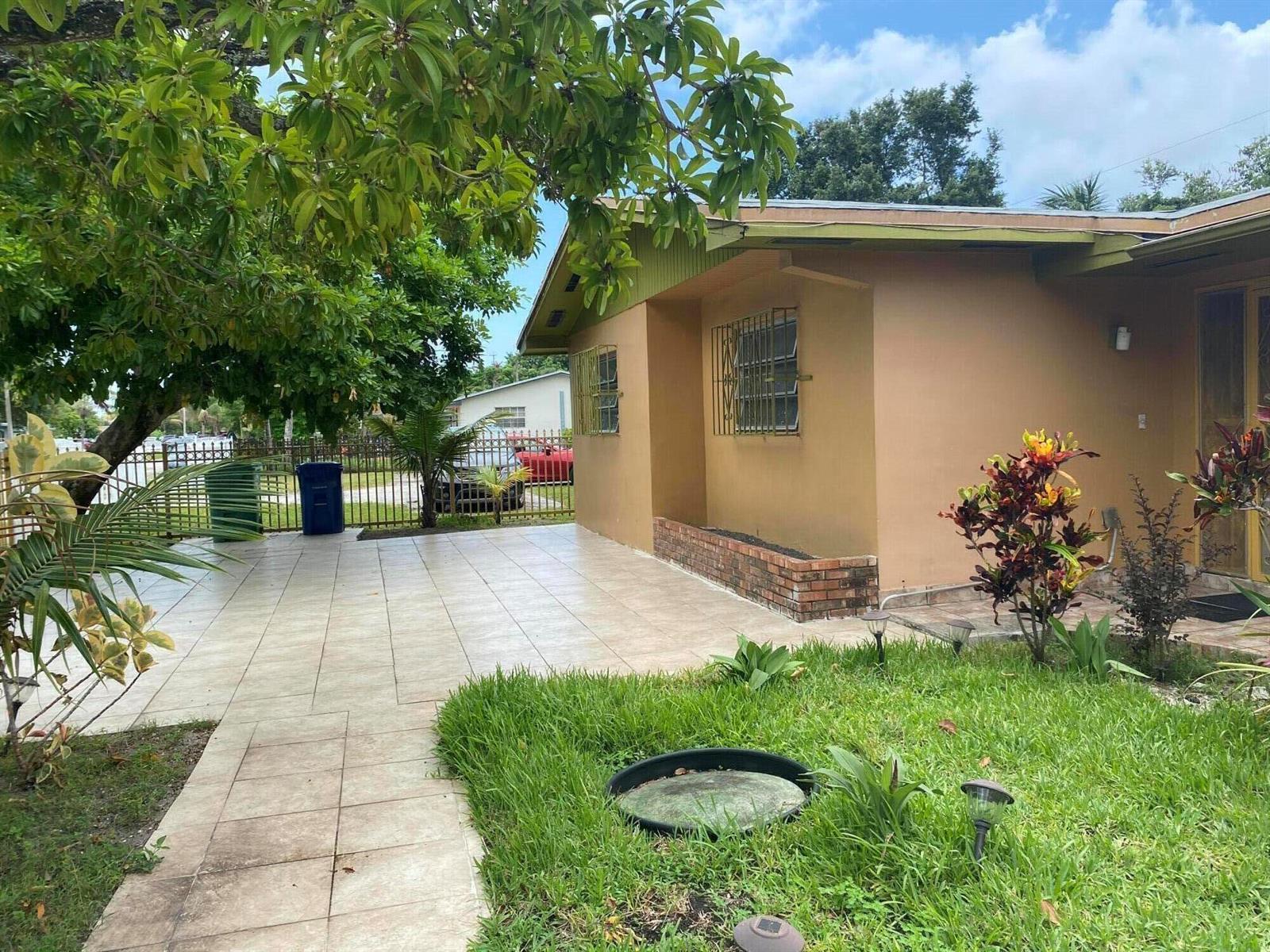 1050 NW 100th Street, Miami FL 33150 photo 2