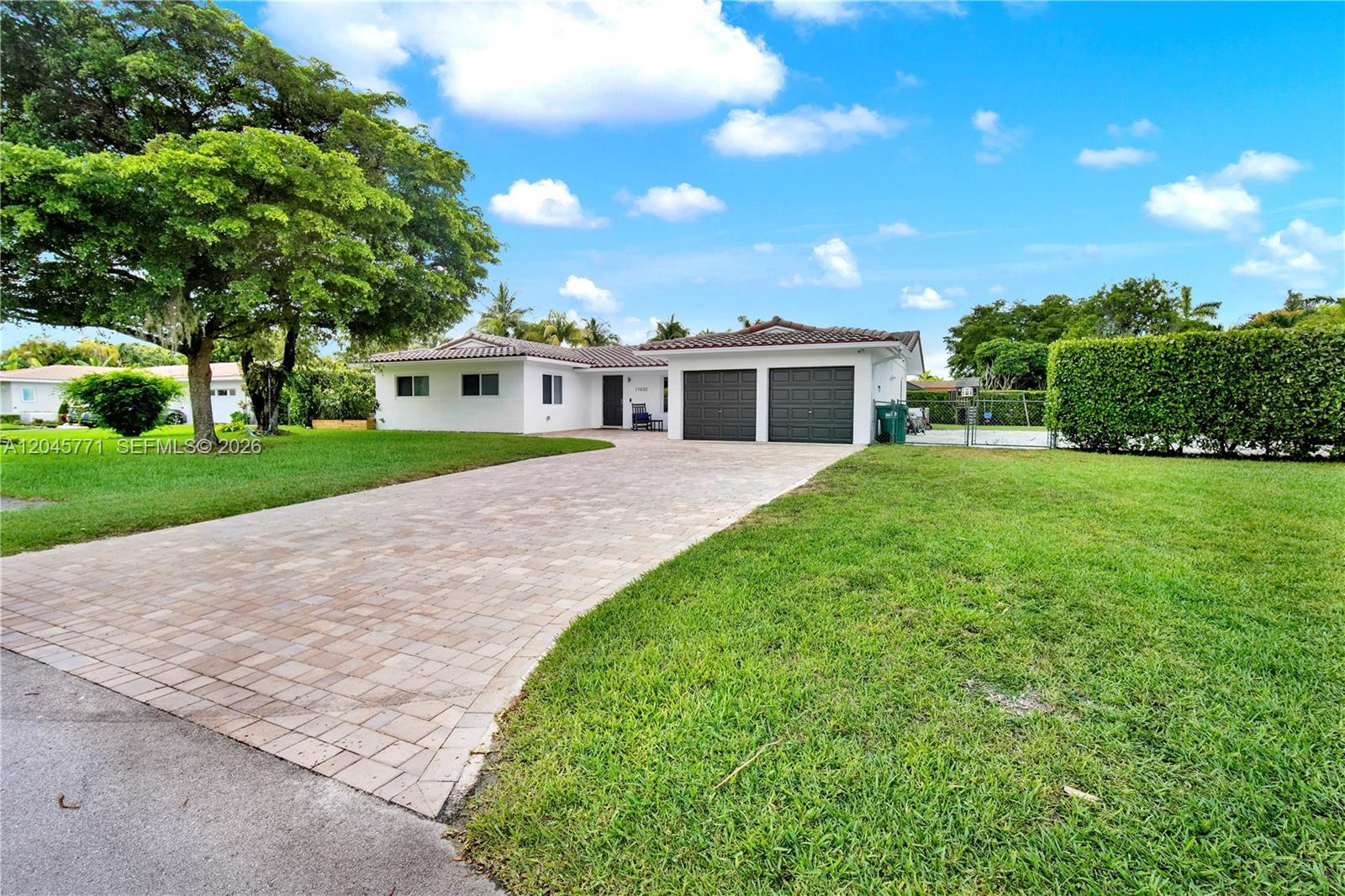 11632 SW 127th Ter, Miami FL 33176 photo 4