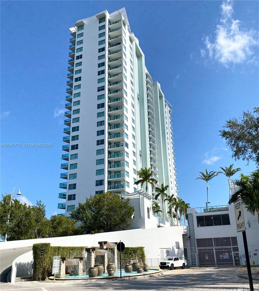 2641 N Flamingo Rd # 706N, Sunrise FL 33323 photo 2