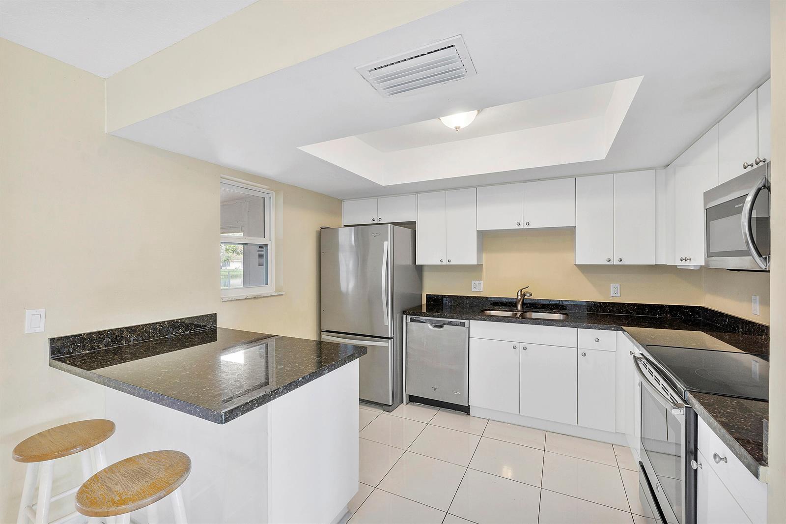 8095 St  John Avenue W, Boynton Beach FL 33472 photo 4