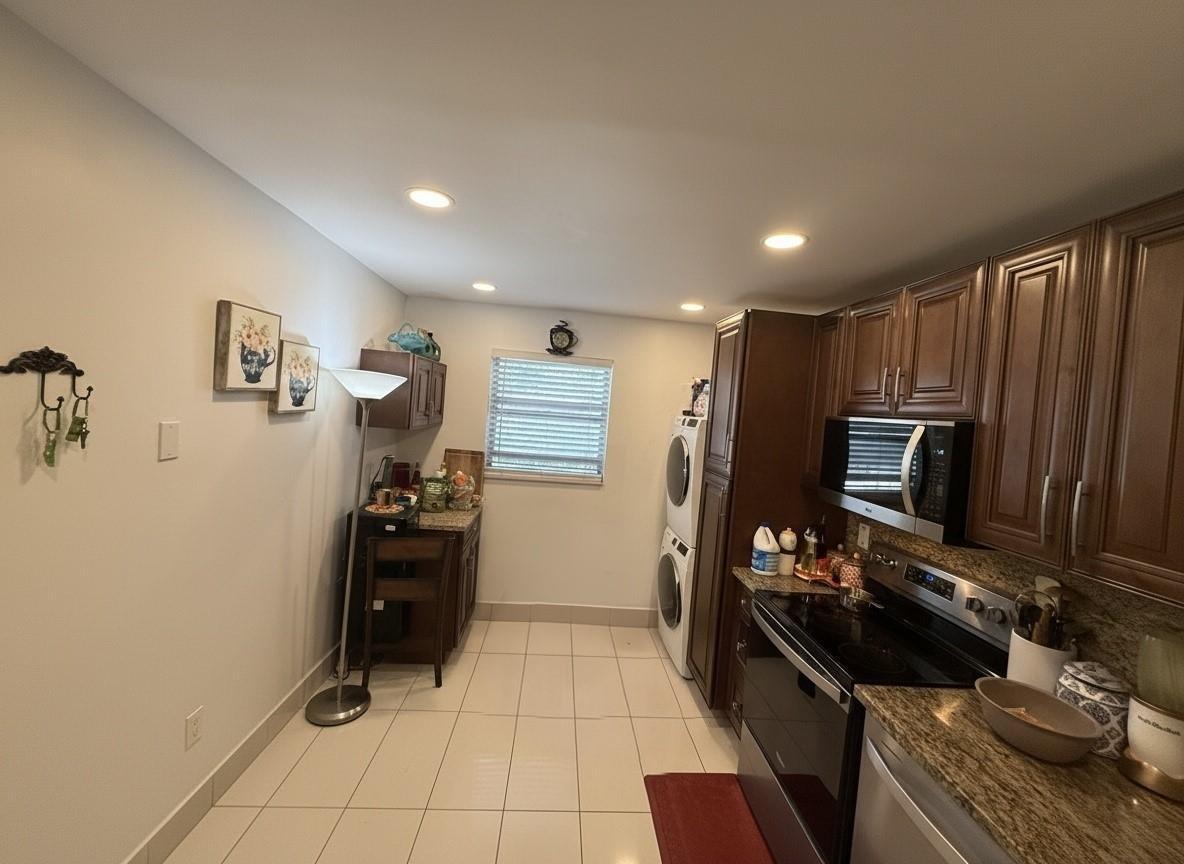 2850 Forest Hills Boulevard # 214, Coral Springs FL 33065 photo 5