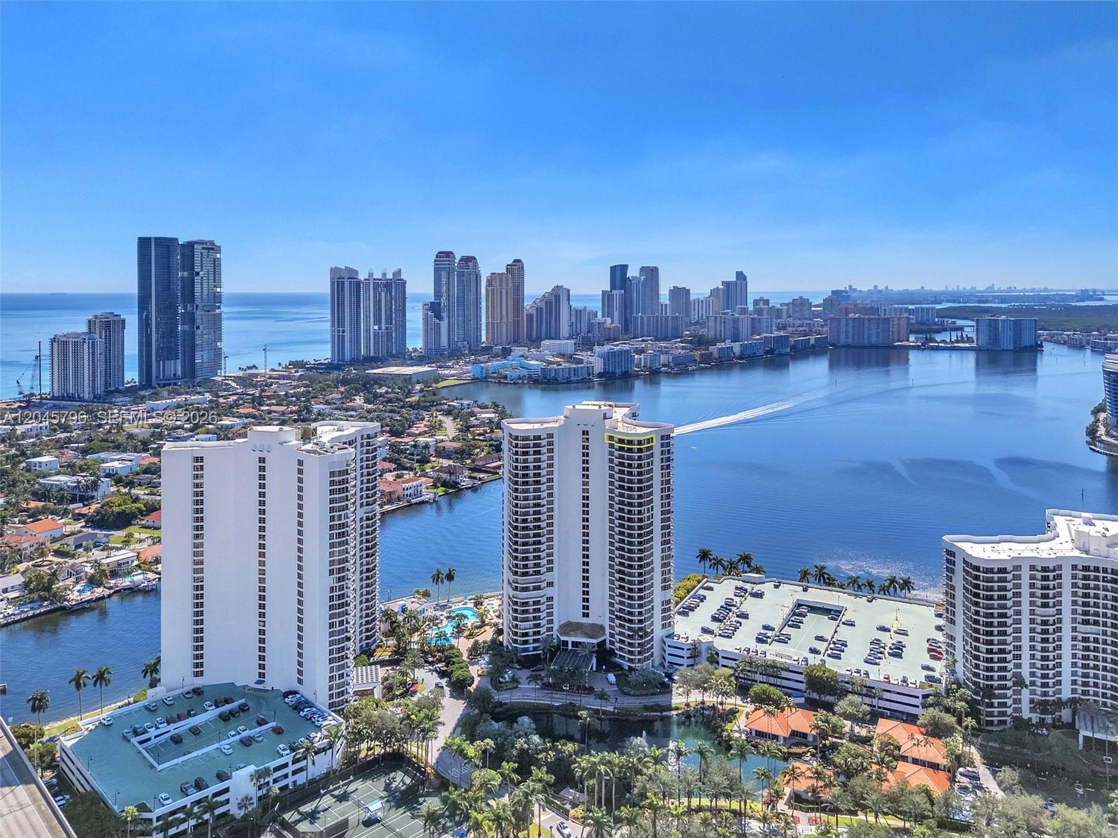 19101 Mystic Pointe Dr, Aventura FL 33180 photo 5