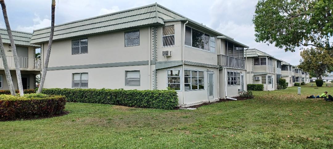 147 Monaco D, Delray Beach FL 33446
