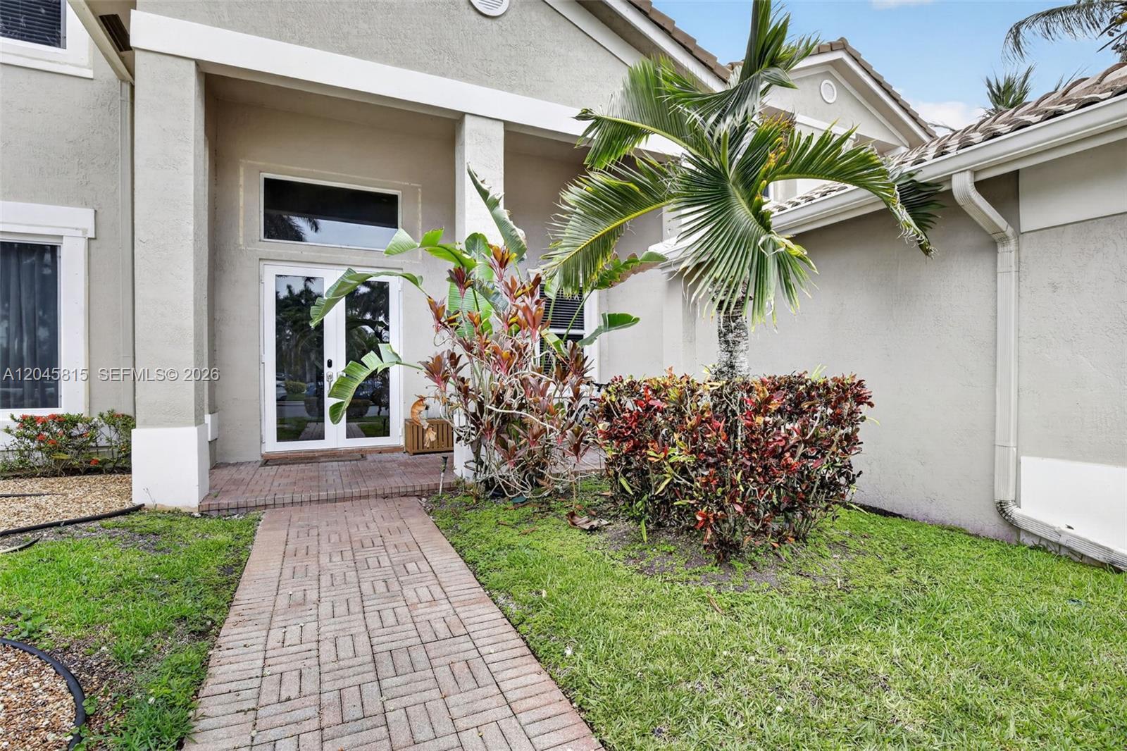 981 Waterside Cir, Weston FL 33327 photo 4