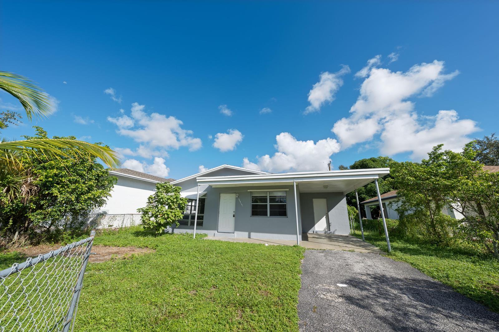 2317 NW 6th Place, Fort Lauderdale FL 33311 photo 2
