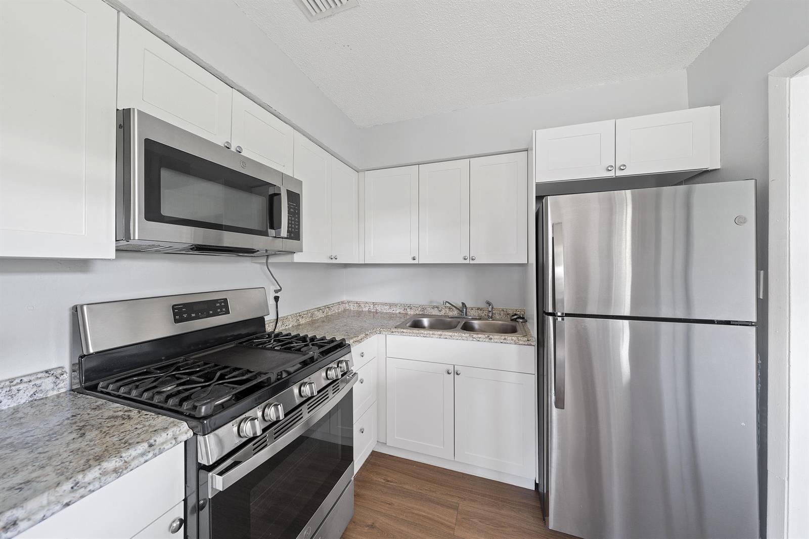 2317 NW 6th Place, Fort Lauderdale FL 33311 photo 5