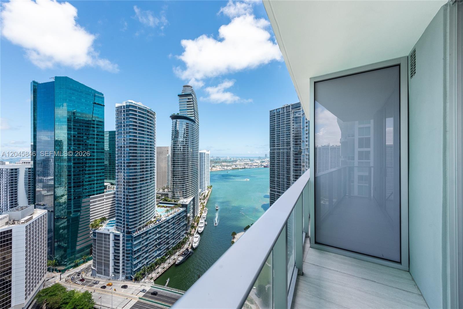 77 SE 5th Street # 3604, Miami FL 33131 photo 2