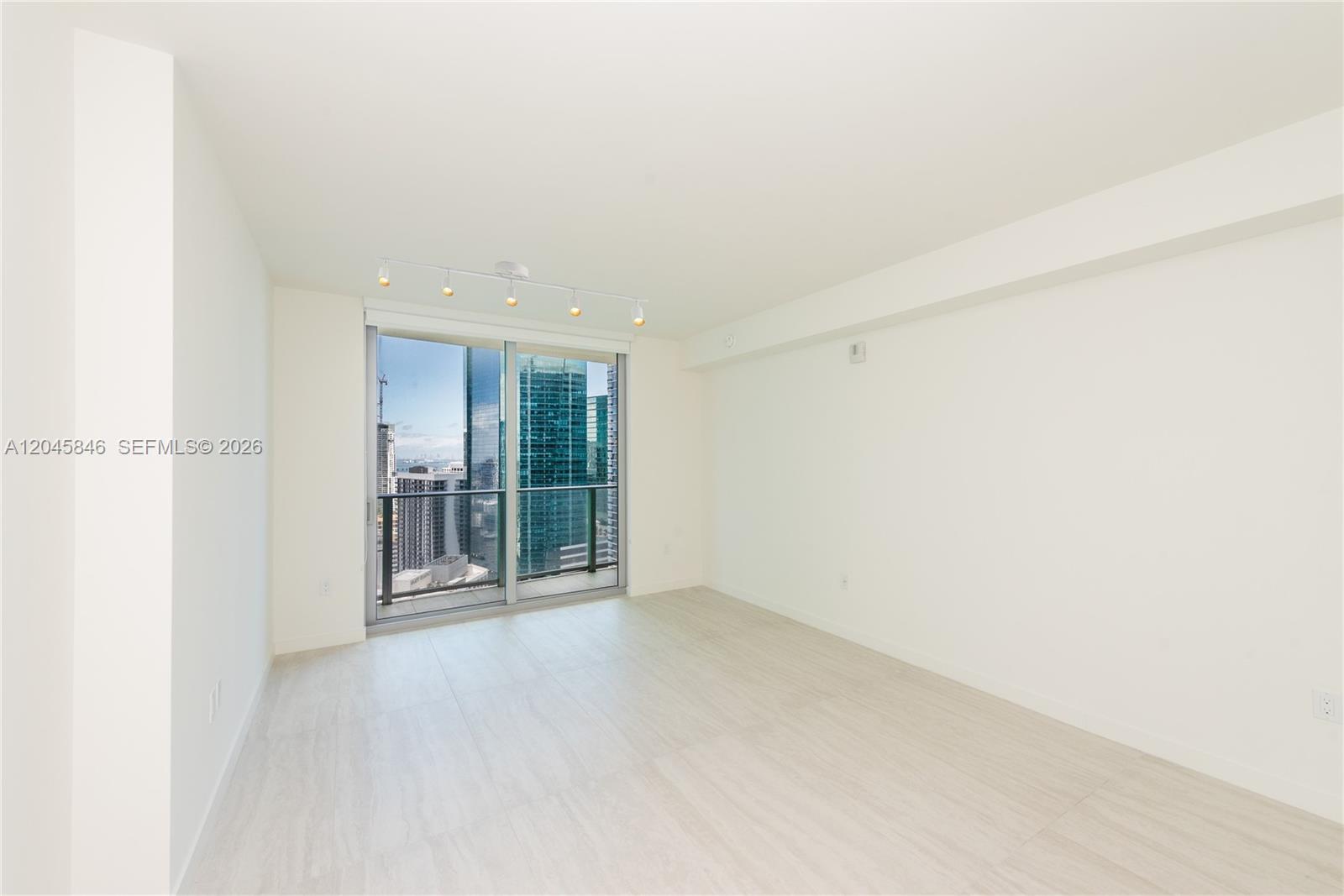77 SE 5th Street # 3604, Miami FL 33131 photo 4