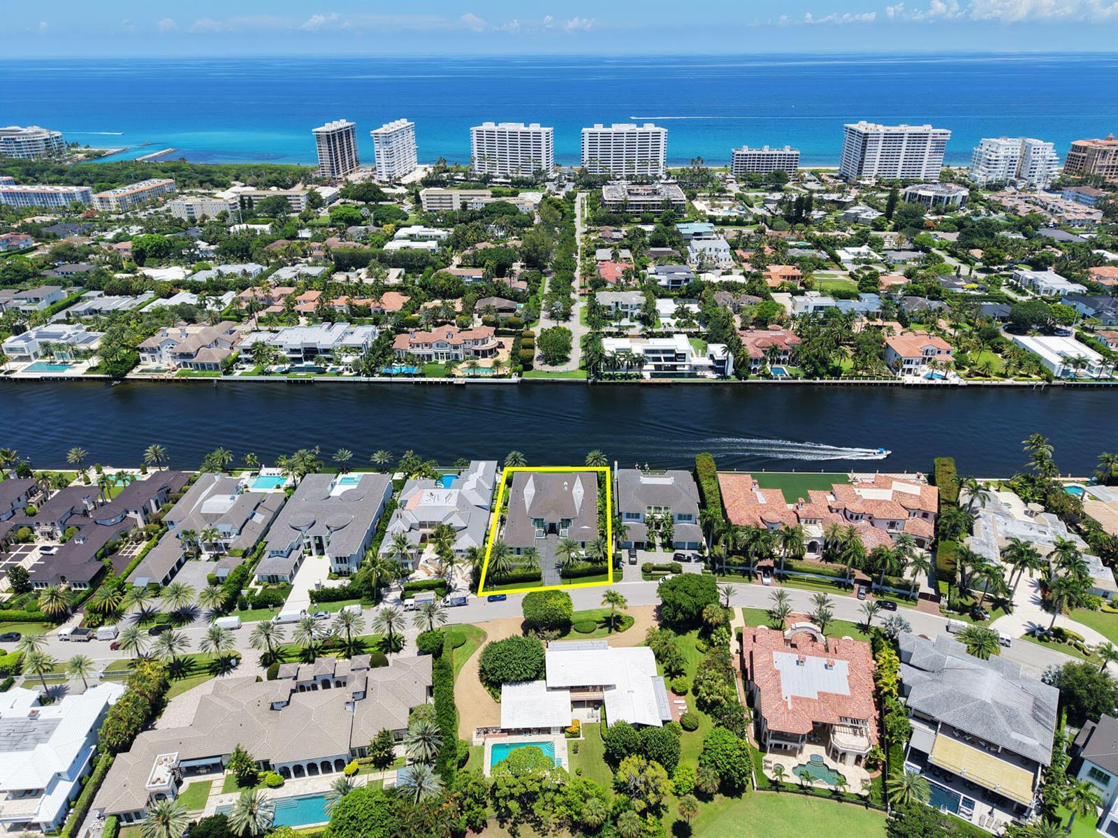 1992 Royal Palm Way, Boca Raton FL 33432 photo 2