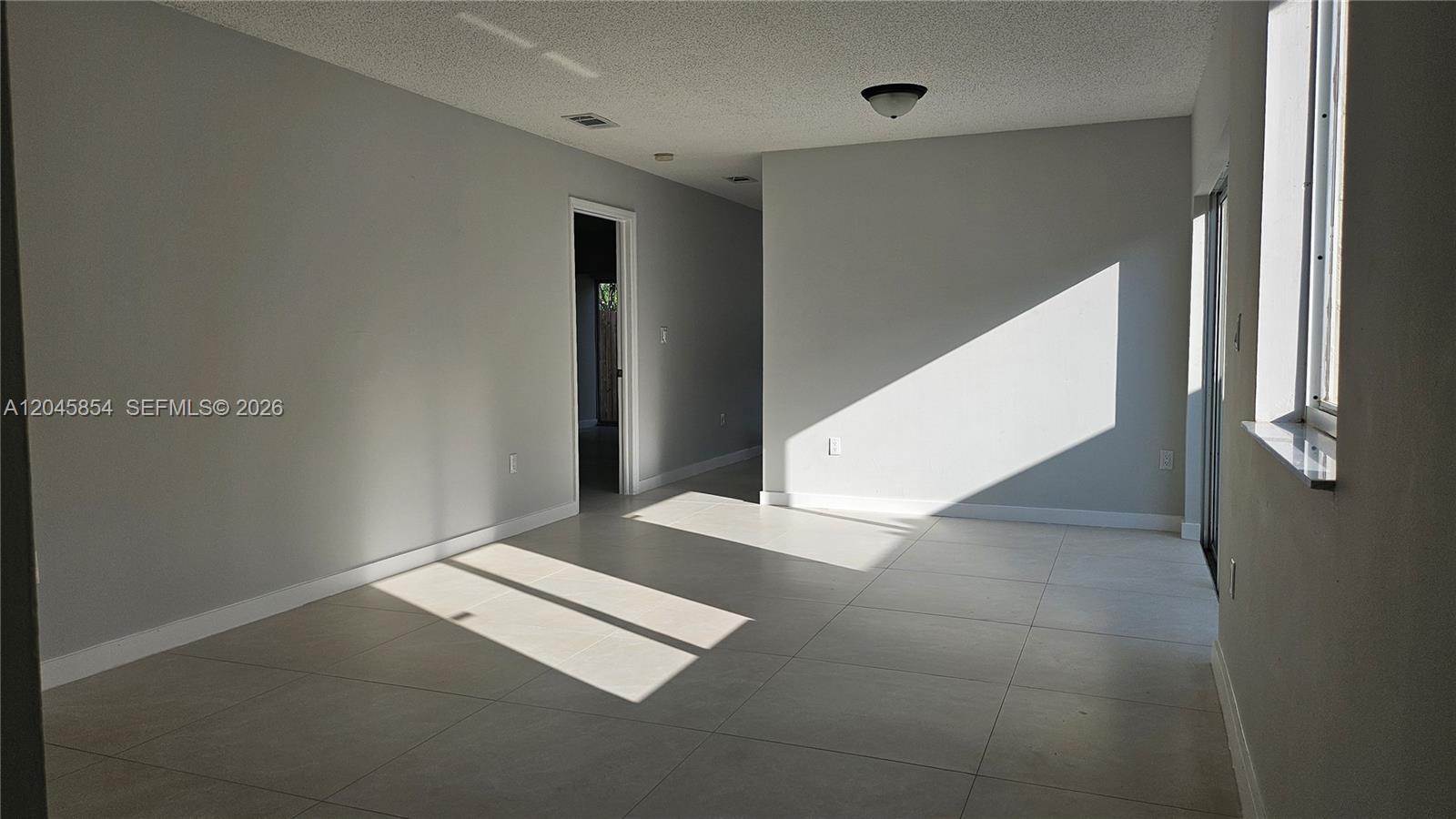 16125 SW 137th Ct, Miami FL 33177 photo 2