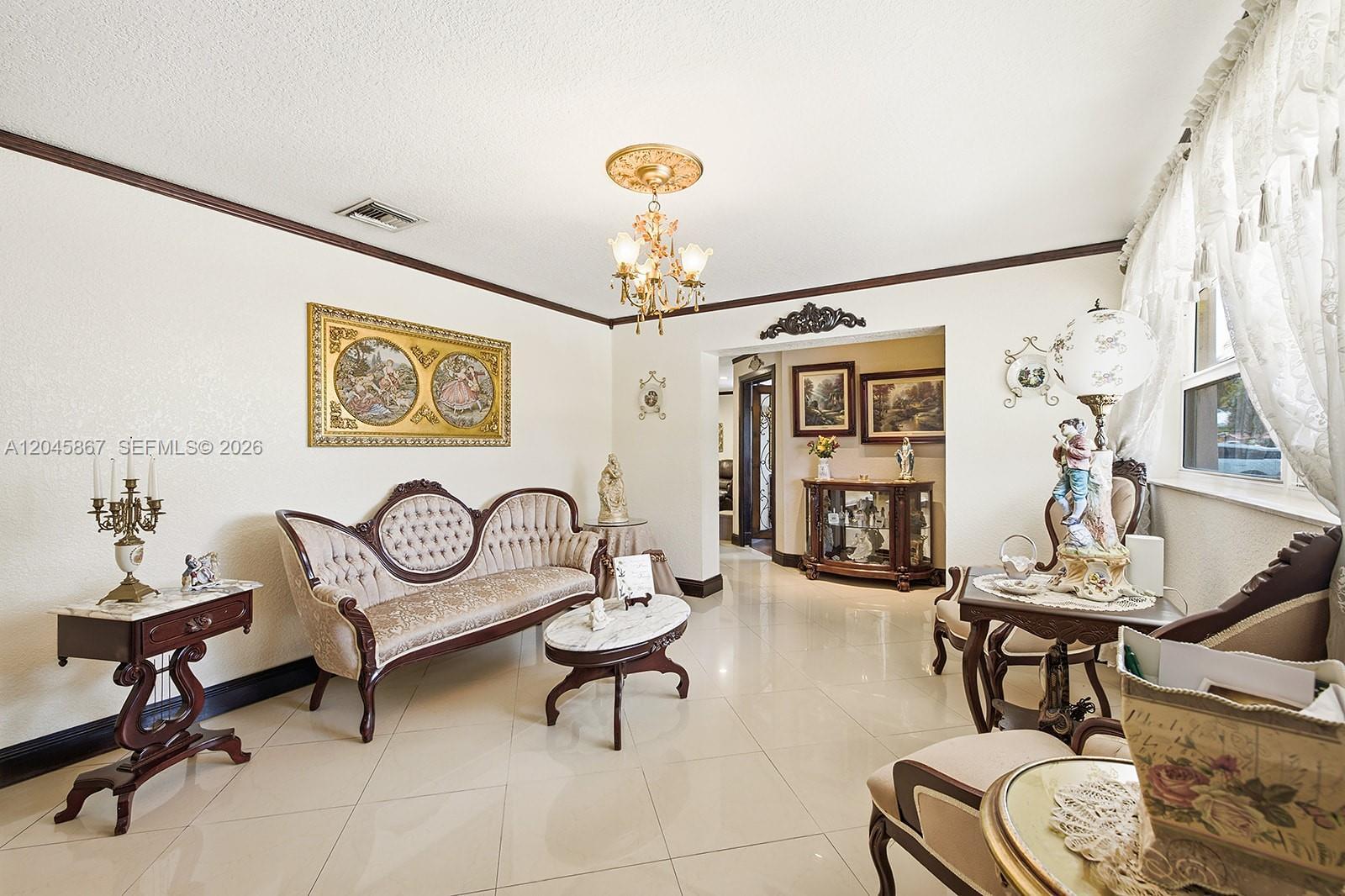 7858 NW 171st St, Hialeah FL 33015 photo 5