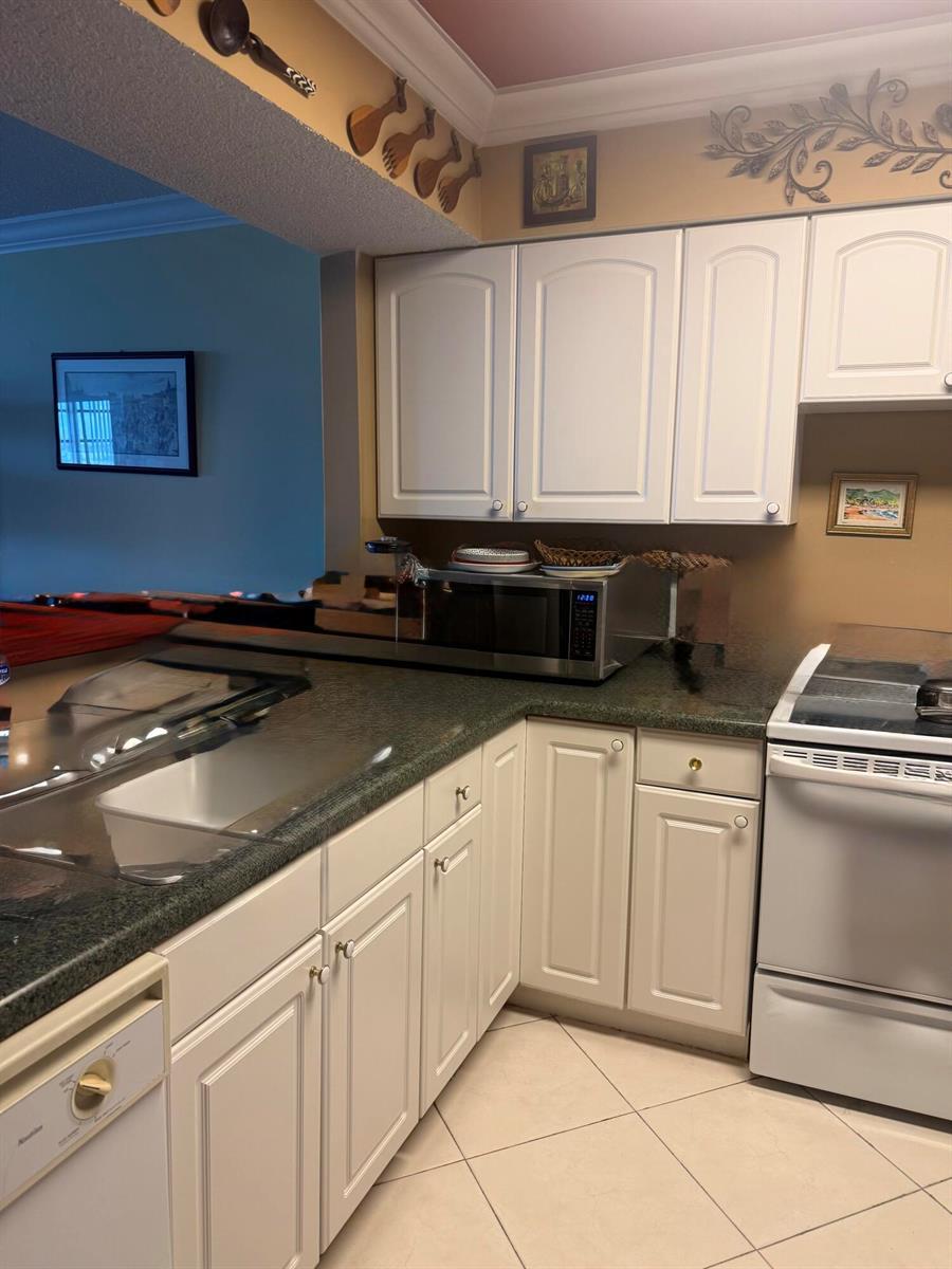 2900 N Course Drive # 1005, Pompano Beach FL 33069 photo 2