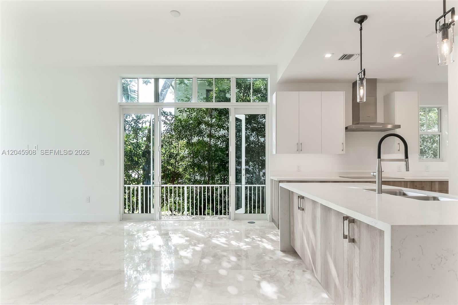 3406 Ponce De Leon Blvd, Coral Gables FL 33134 photo 3