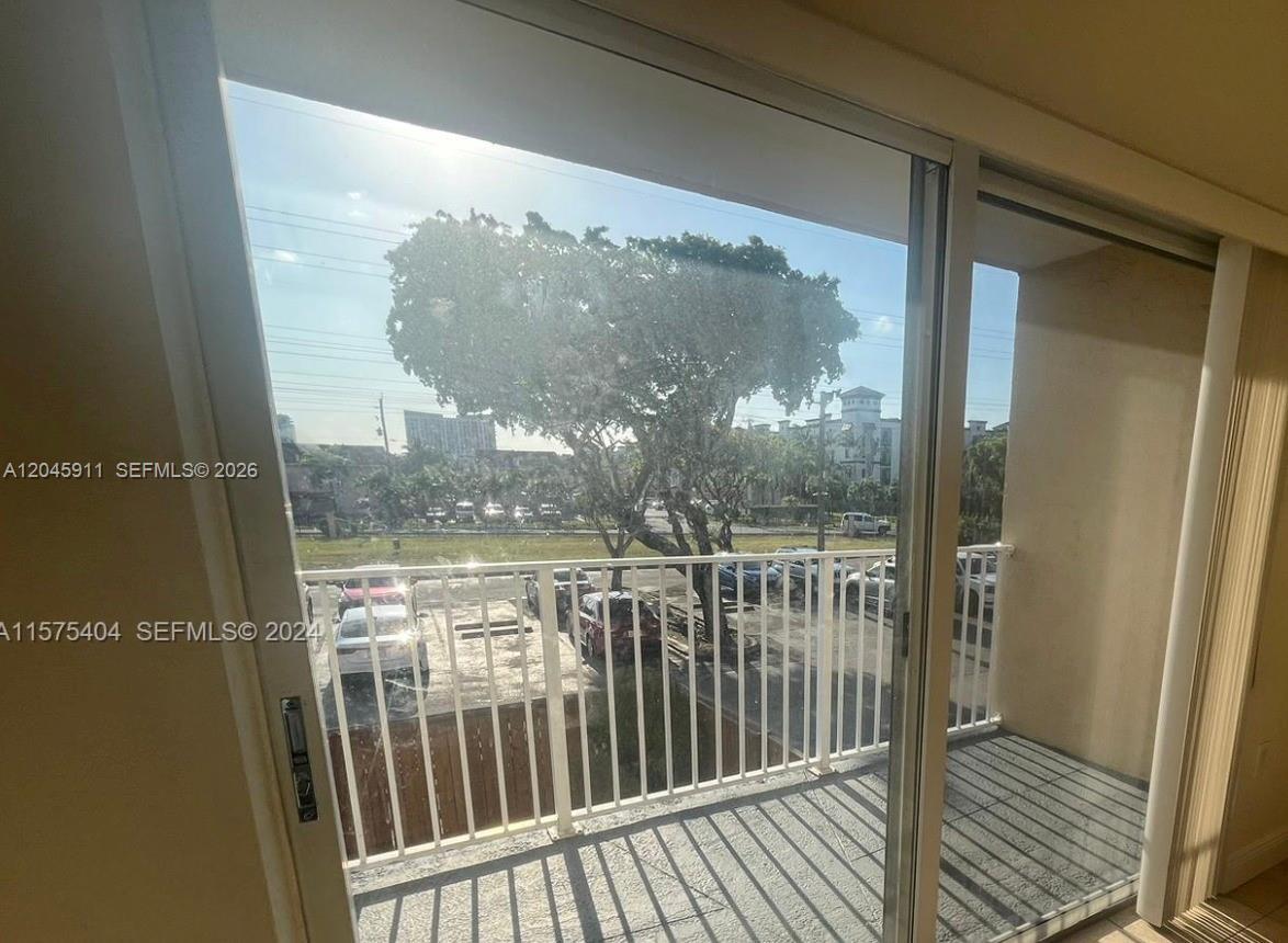 5112 NW 79 Ave # 202, Doral FL 33166 photo 4