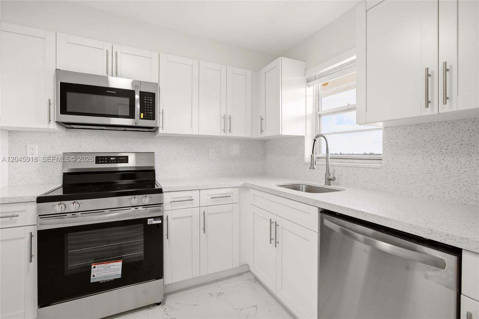 5900 NW 44th St # 605, Lauderhill FL 33319 photo 2