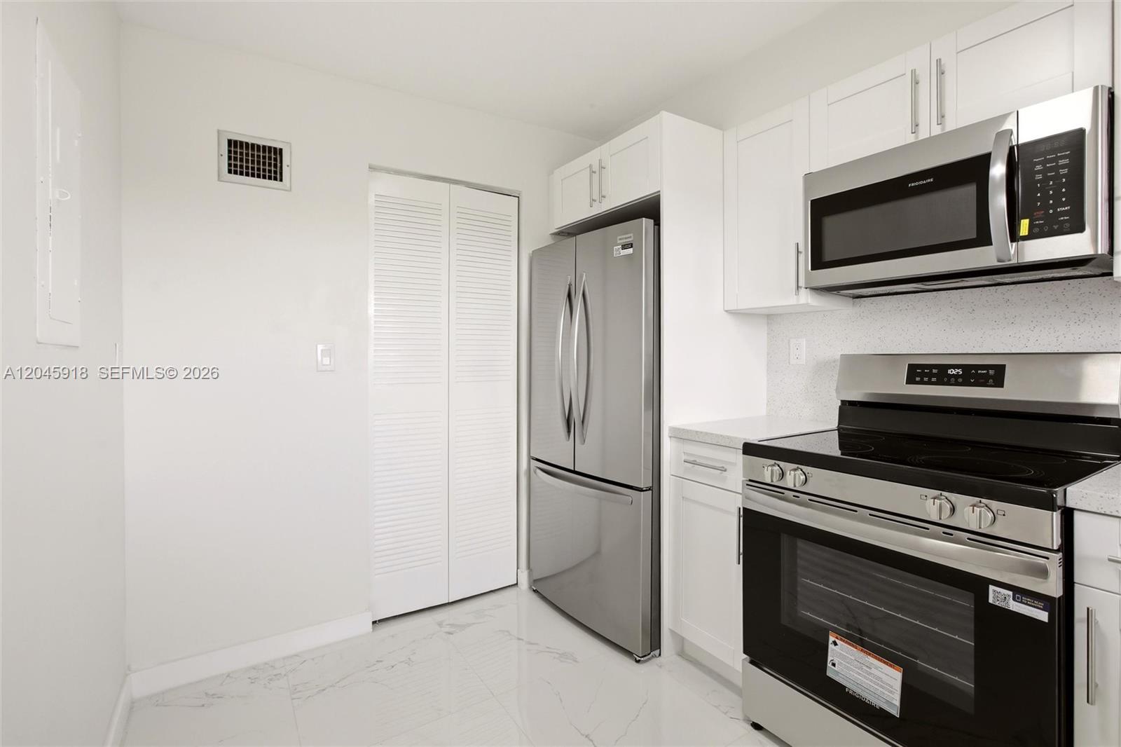 5900 NW 44th St # 605, Lauderhill FL 33319 photo 3