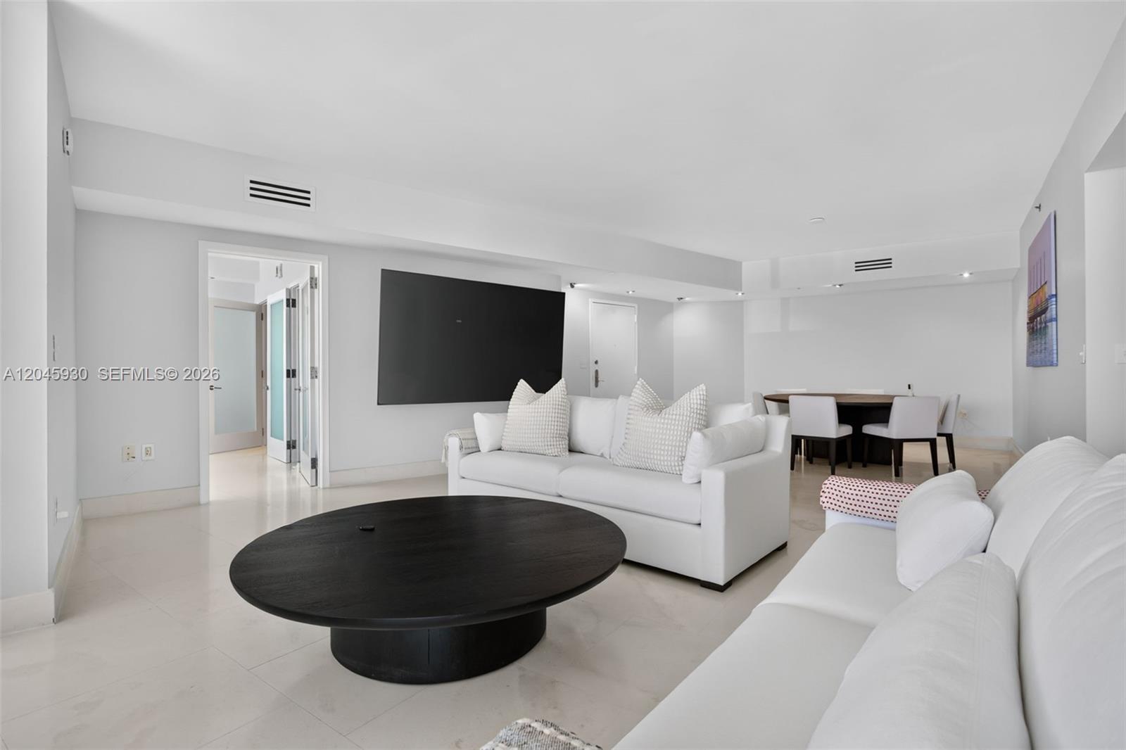 400 Alton Rd # 706, Miami Beach FL 33139 photo 2