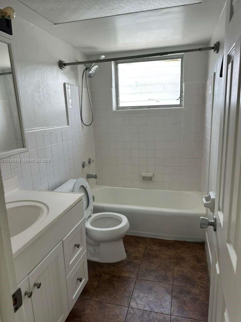 11925 NE 19th Dr # 8, North Miami FL 33181 photo 5