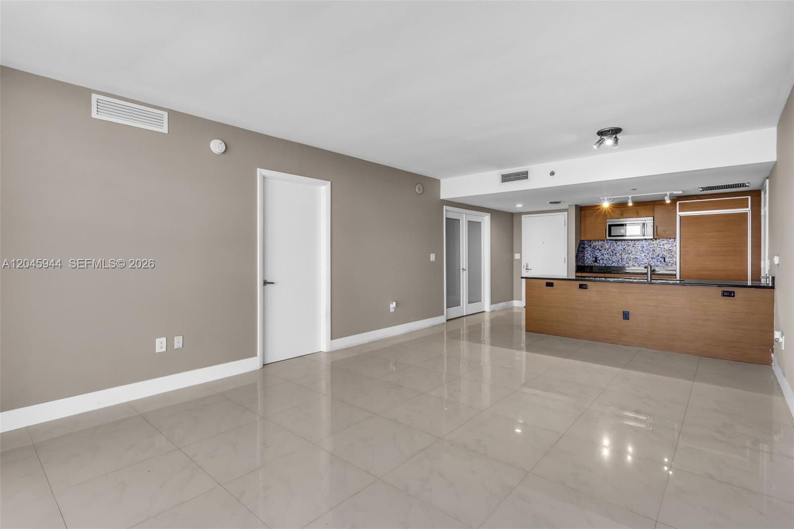 50 Biscayne Blvd # 4208, Miami FL 33132 photo 5