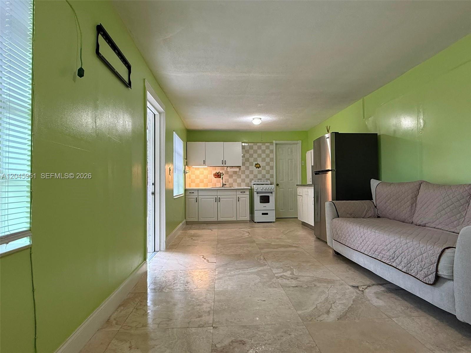 13330 SW 79th St, Miami FL 33183 photo 2