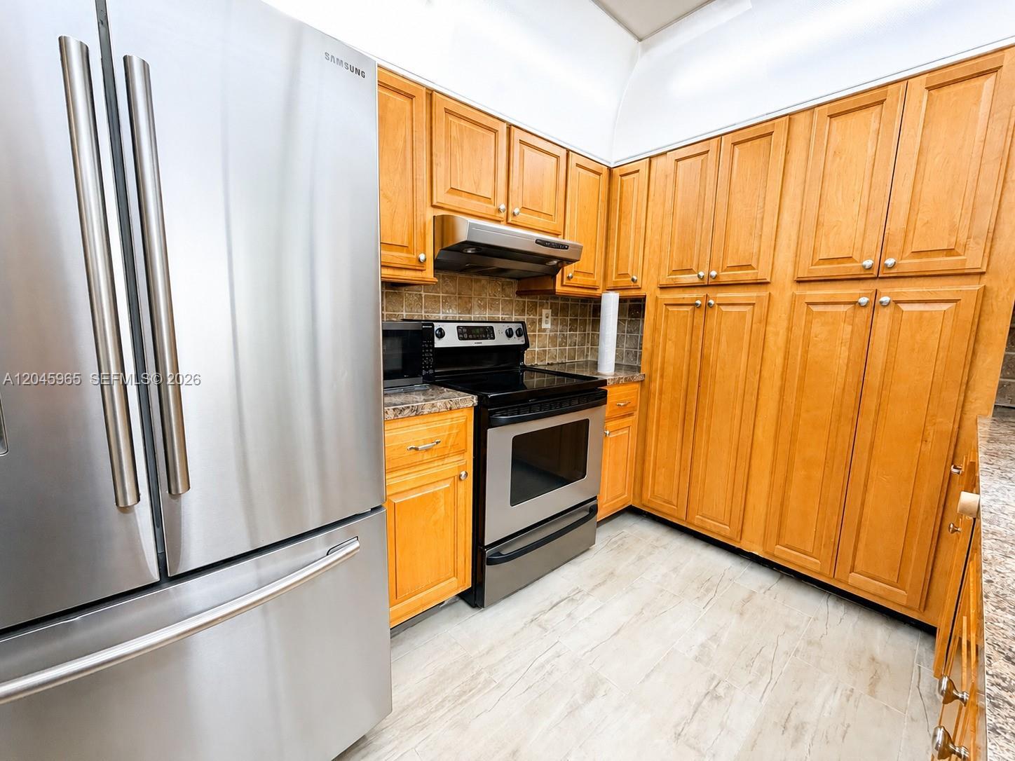 9606 SW 1st Ct, Coral Springs FL 33071 photo 2