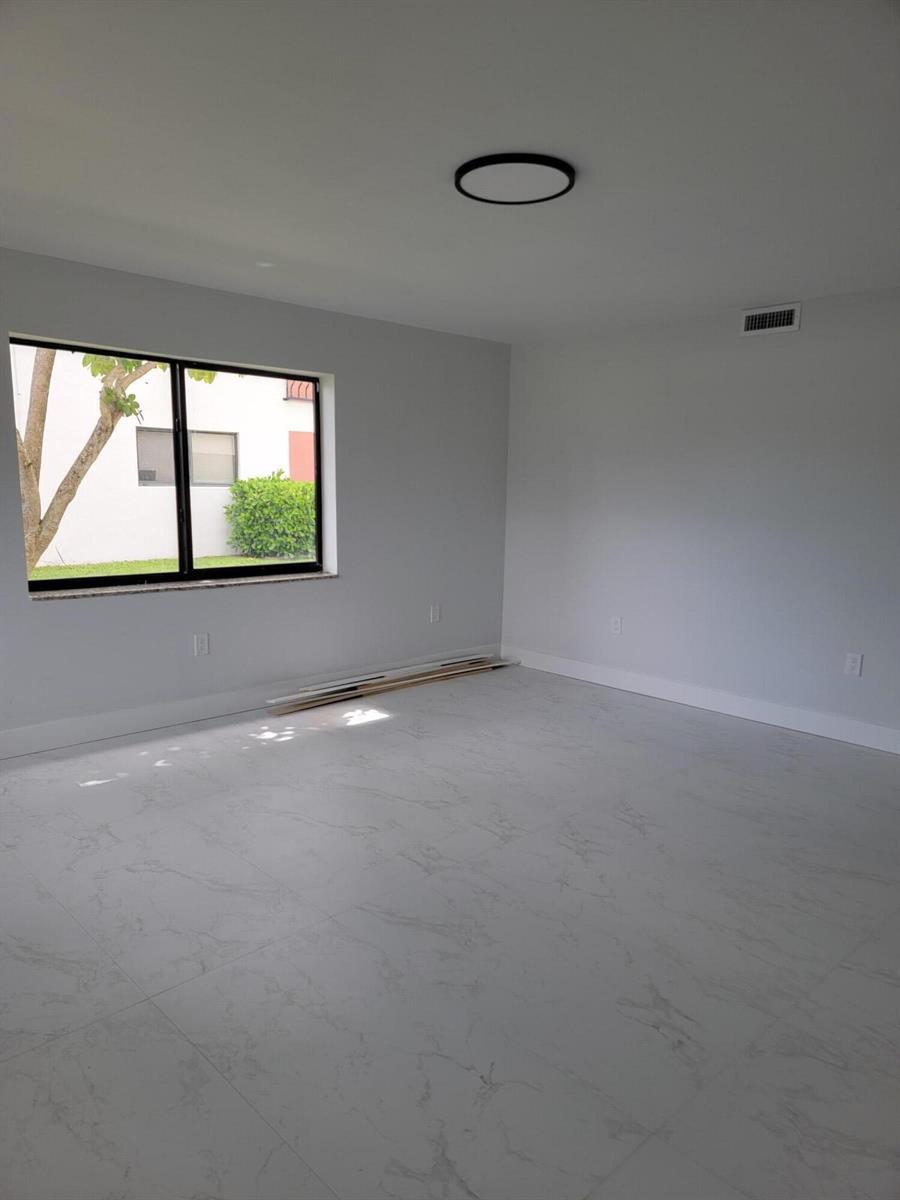 240 SW 7th Street # 9, Boca Raton FL 33432 photo 2