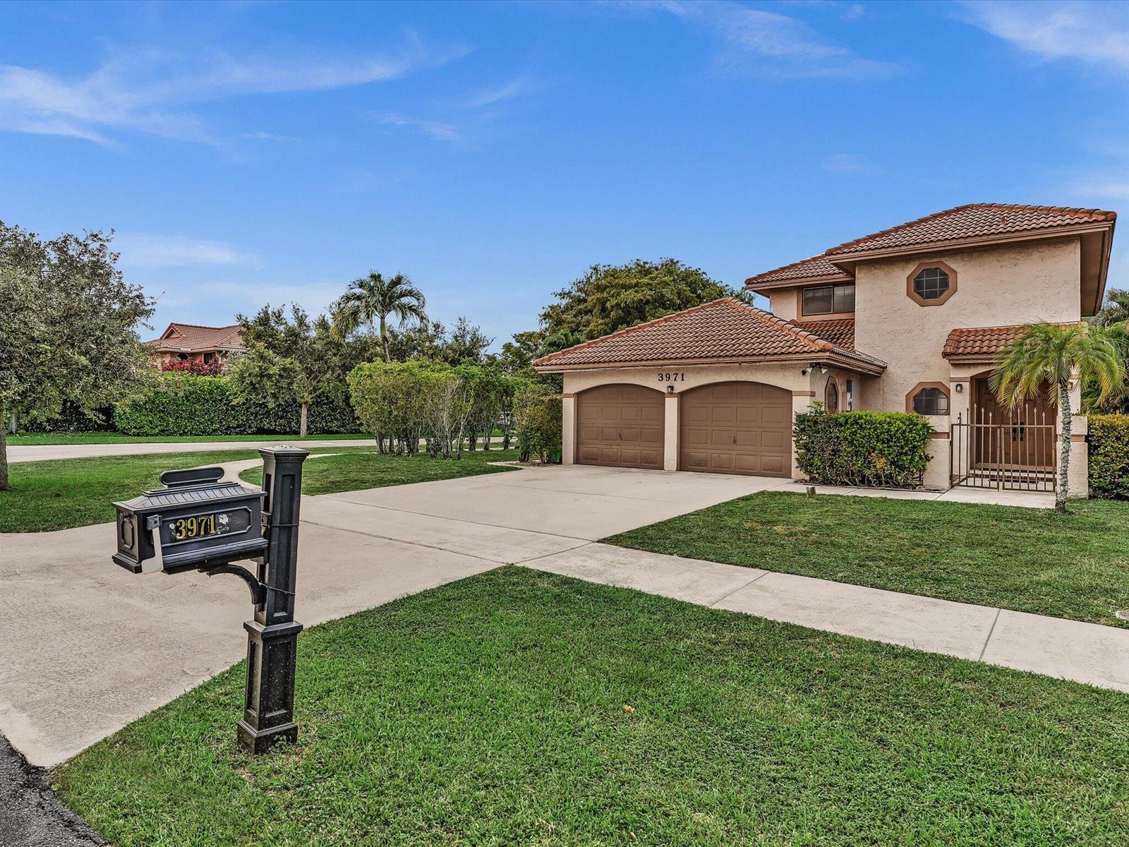 3971 NW 5th Drive, Deerfield Beach FL 33442 photo 2