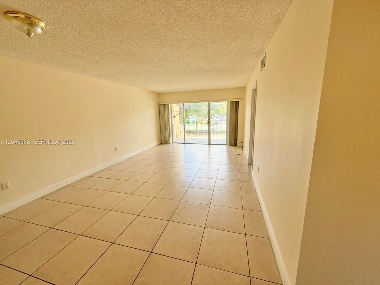 1975 W 44th Pl # 203, Hialeah FL 33012 photo 2