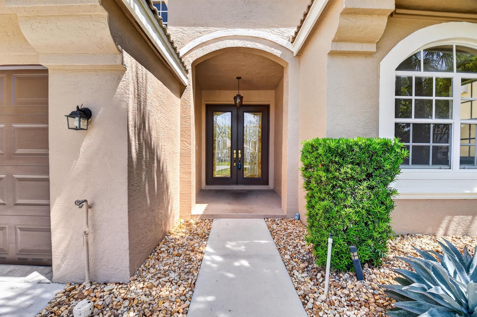 2520 Glendale Place, Royal Palm Beach FL 33411 photo 2