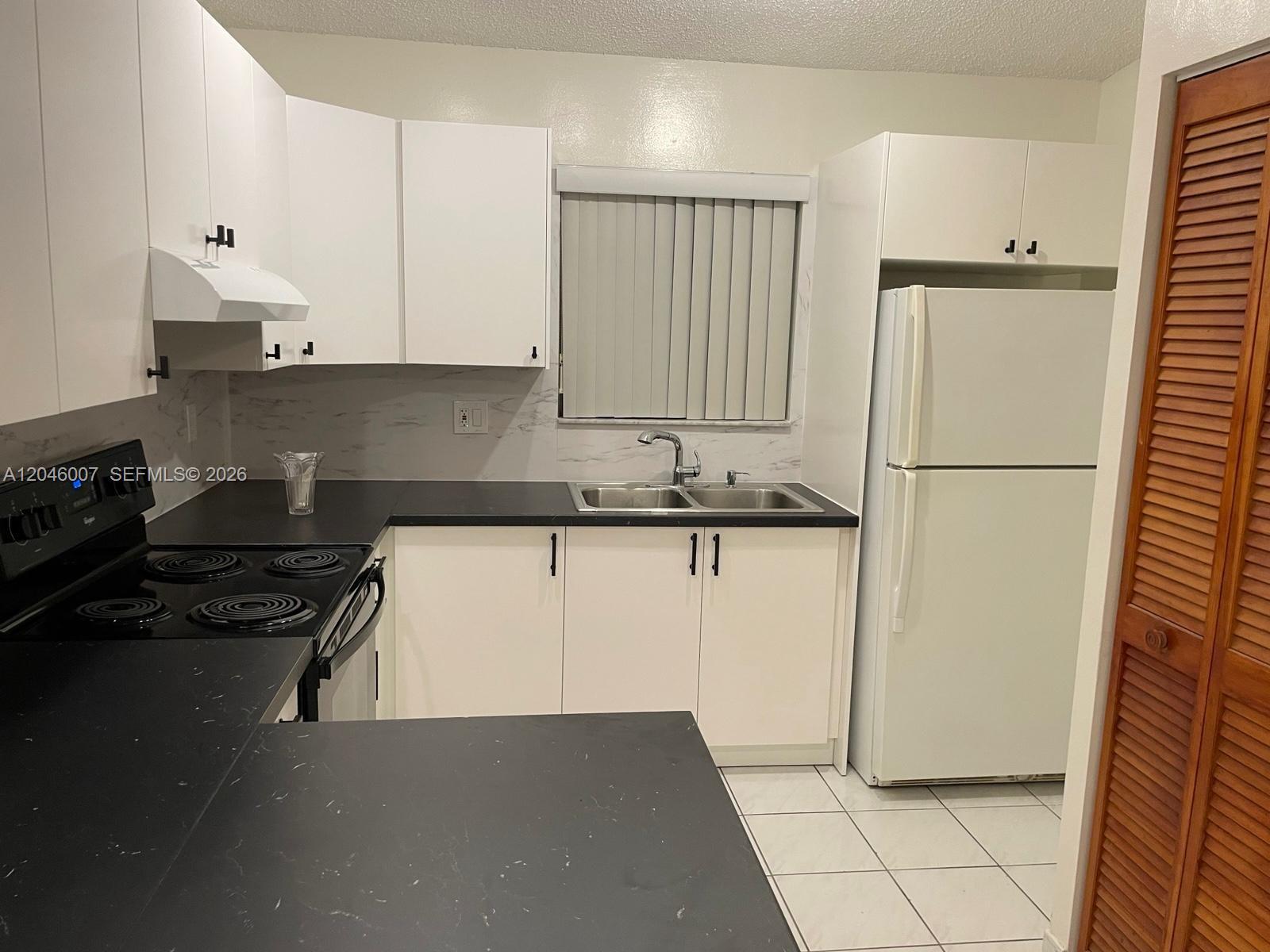 10101 W Okeechobee Rd # 5202, Hialeah Gardens FL 33016 photo 3