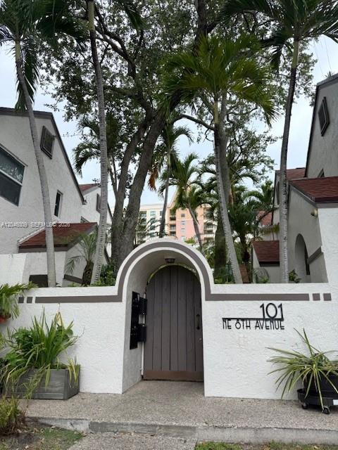 101 NE 8th Ave # 1, Fort Lauderdale FL 33301 photo 2