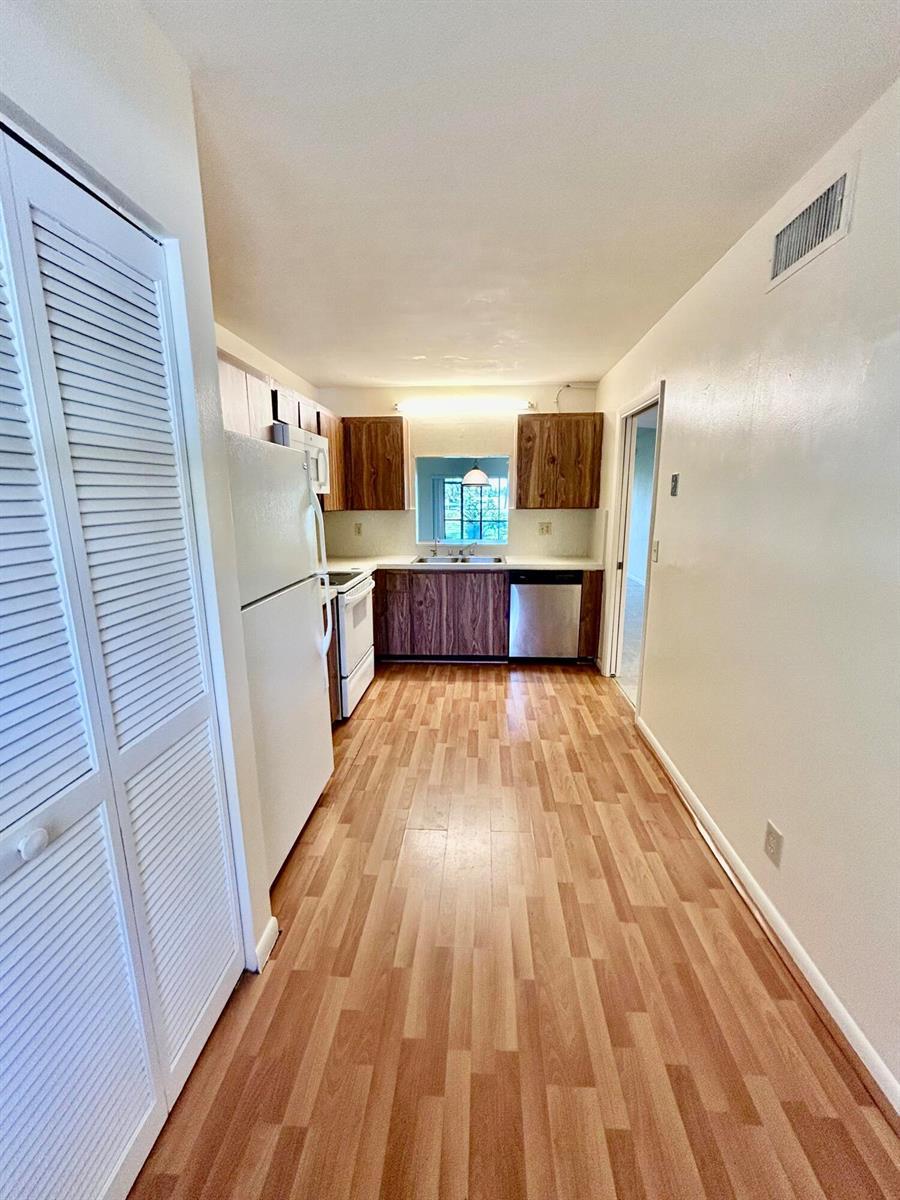 2900 SW 22nd Circle # 221d, Delray Beach FL 33445 photo 2