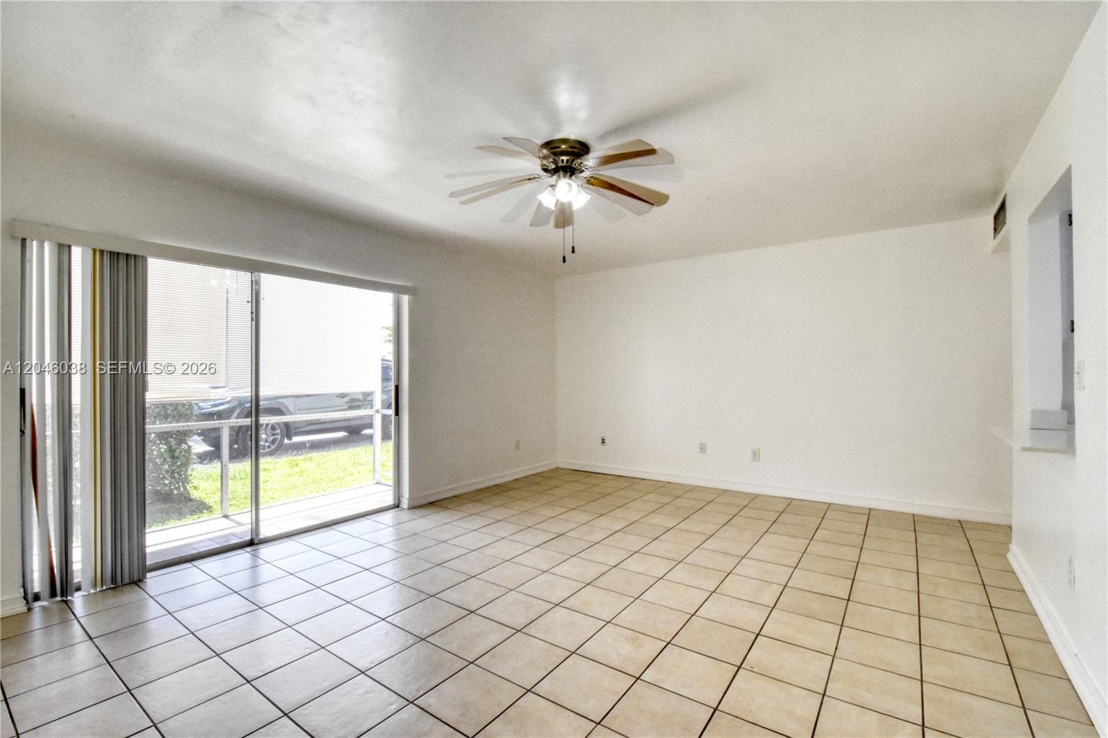 10387 N Kendall Dr # R2, Miami FL 33176 photo 2
