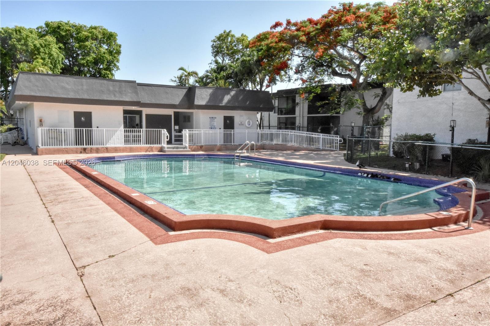 10387 N Kendall Dr # R2, Miami FL 33176 photo 3