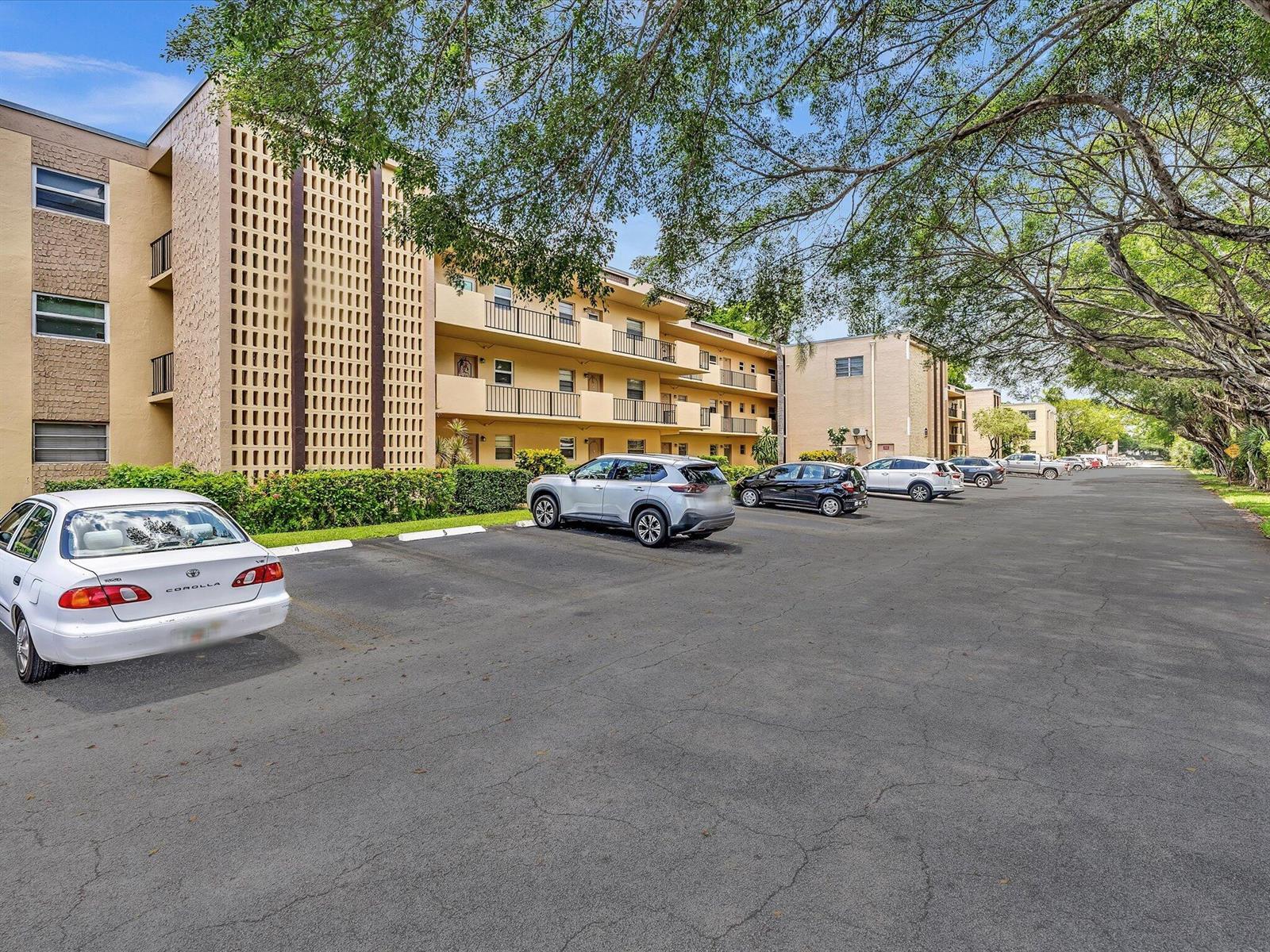 100 Ashbury Road # 103, Hollywood FL 33024 photo 2