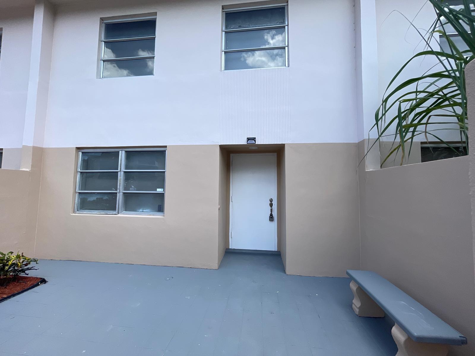 4140 Inverrary Drive # 15e, Lauderhill FL 33319 photo 2