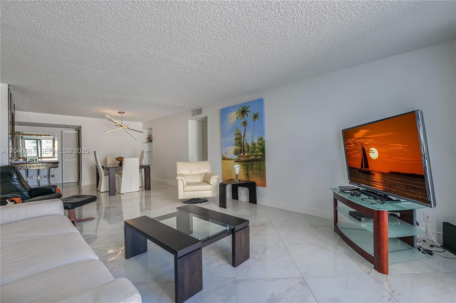 2401 S Ocean Dr # 305, Hollywood FL 33019 photo 2