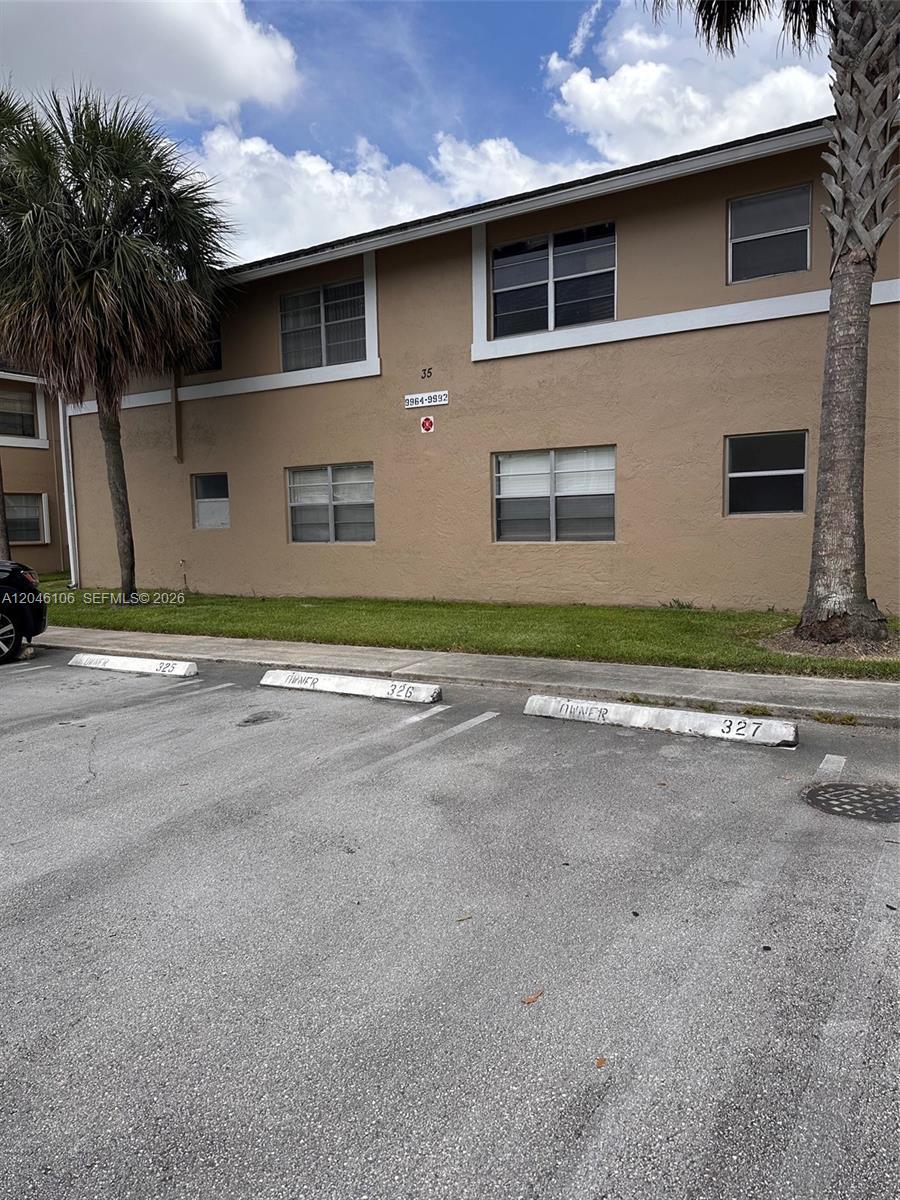 9976 Twin Lakes Dr, Coral Springs FL 33071 photo 3