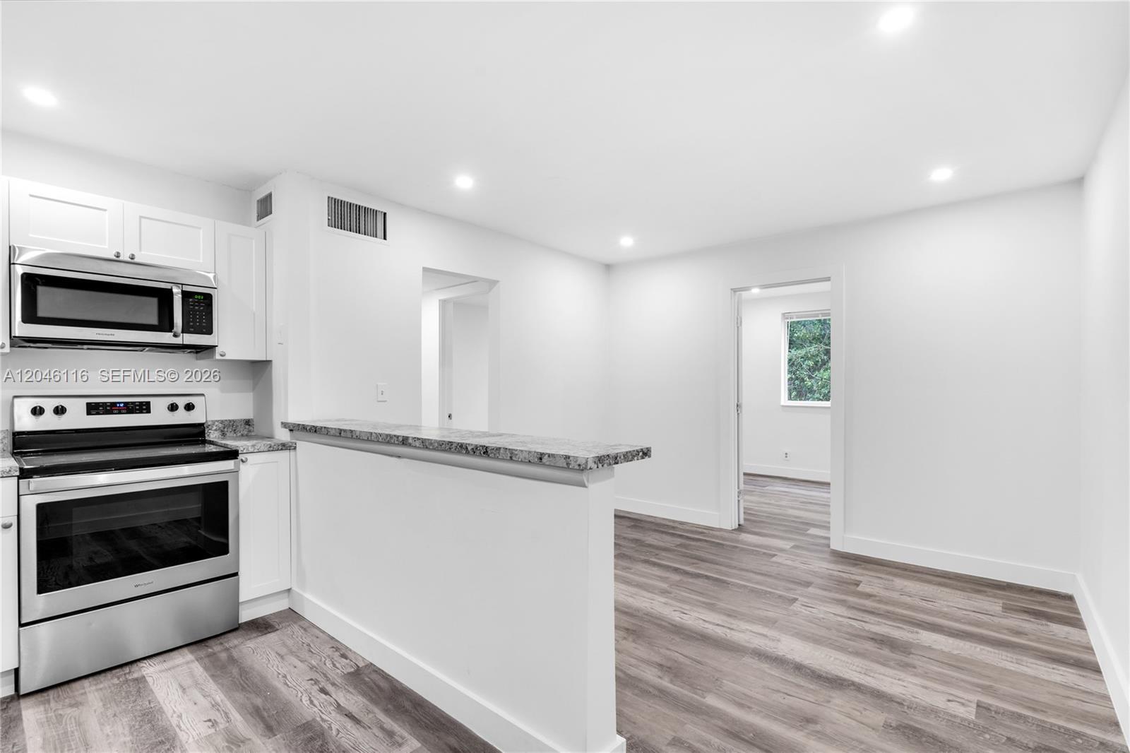 6445 NW 2nd Ave # 19, Miami FL 33150 photo 2