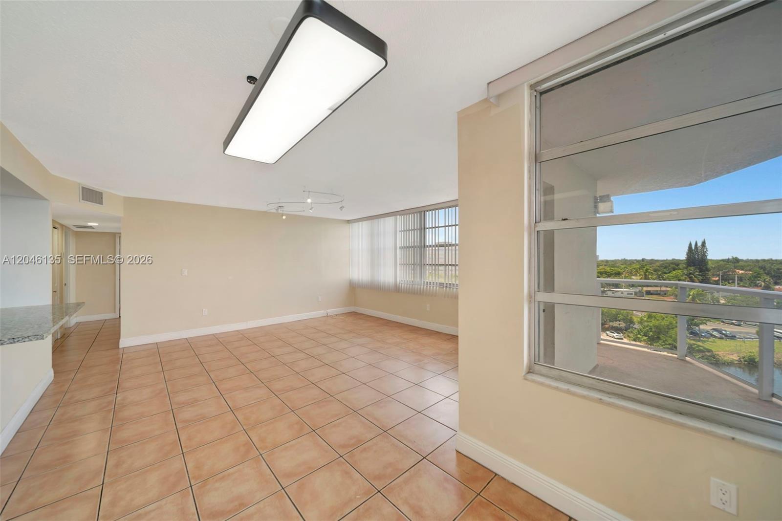 Miami, FL 33179 photo 4