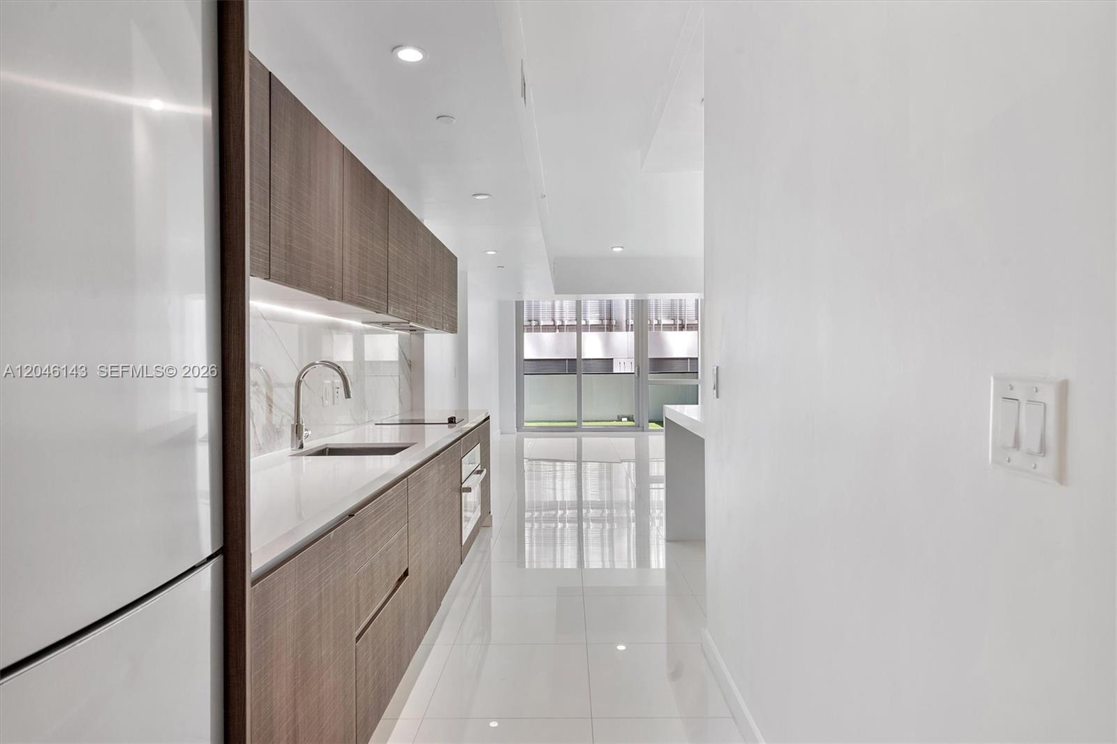 851 NE 1st Ave # 307, Miami FL 33132