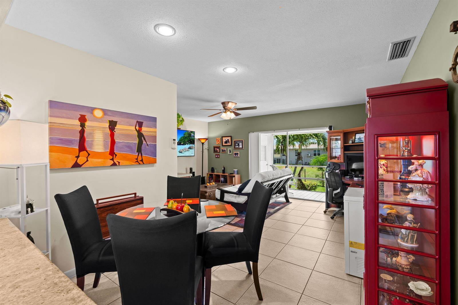 312 NE 17th Avenue # 203, Boynton Beach FL 33435 photo 2