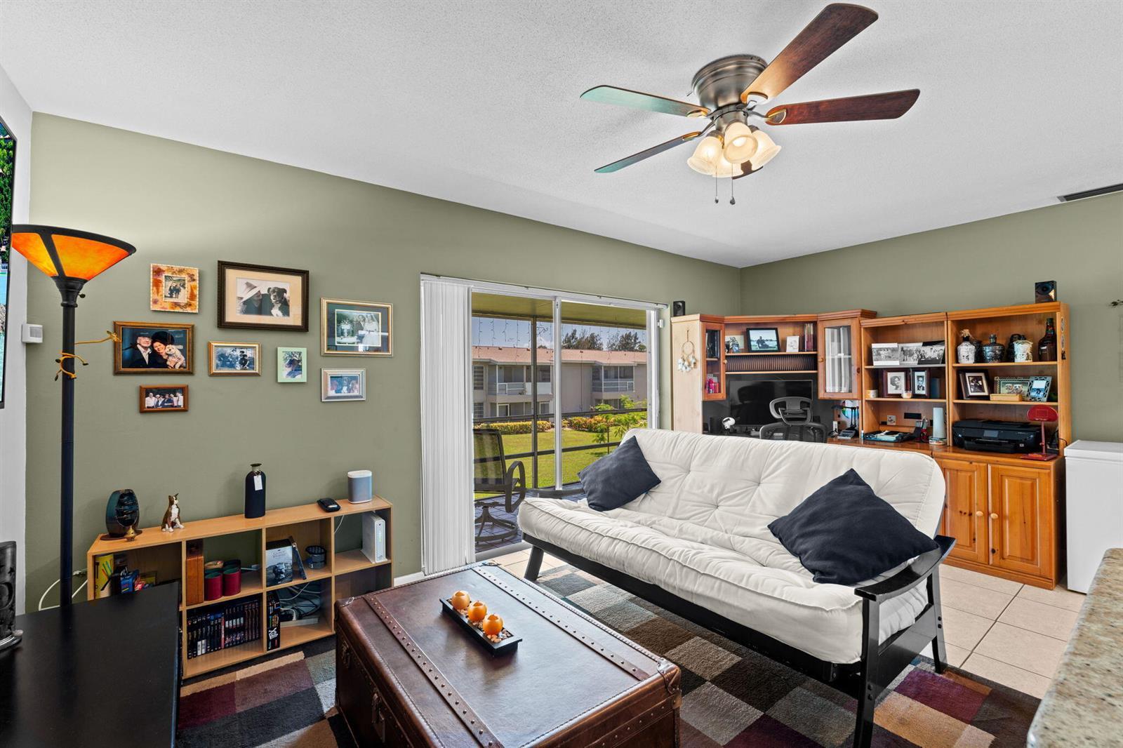 312 NE 17th Avenue # 203, Boynton Beach FL 33435 photo 4