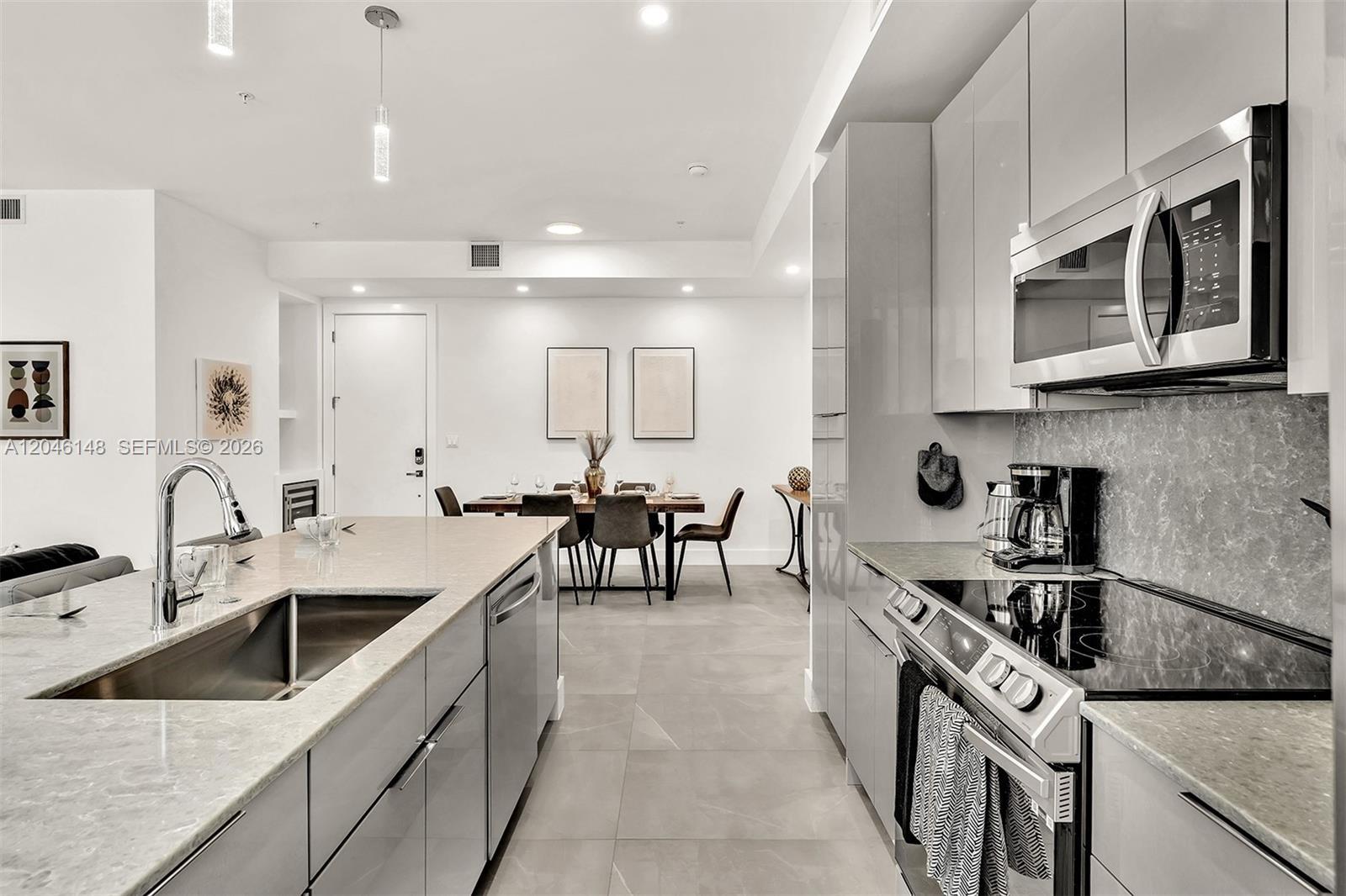 2100 Miami Rd # 204, Fort Lauderdale FL 33316 photo 4