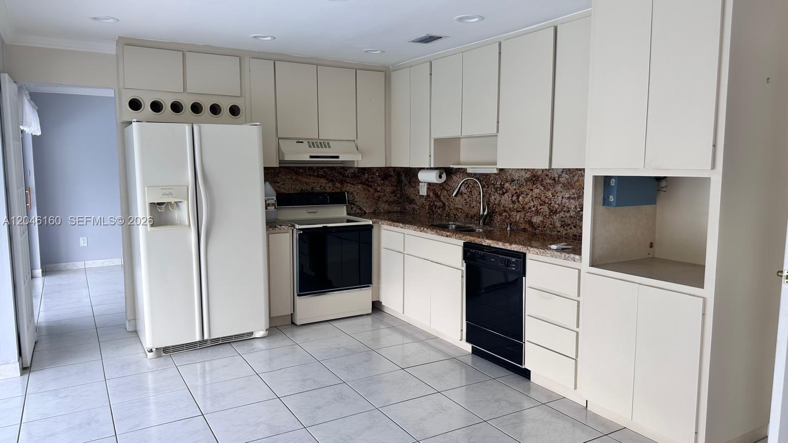 10321 SW 17th St, Miami FL 33165 photo 4