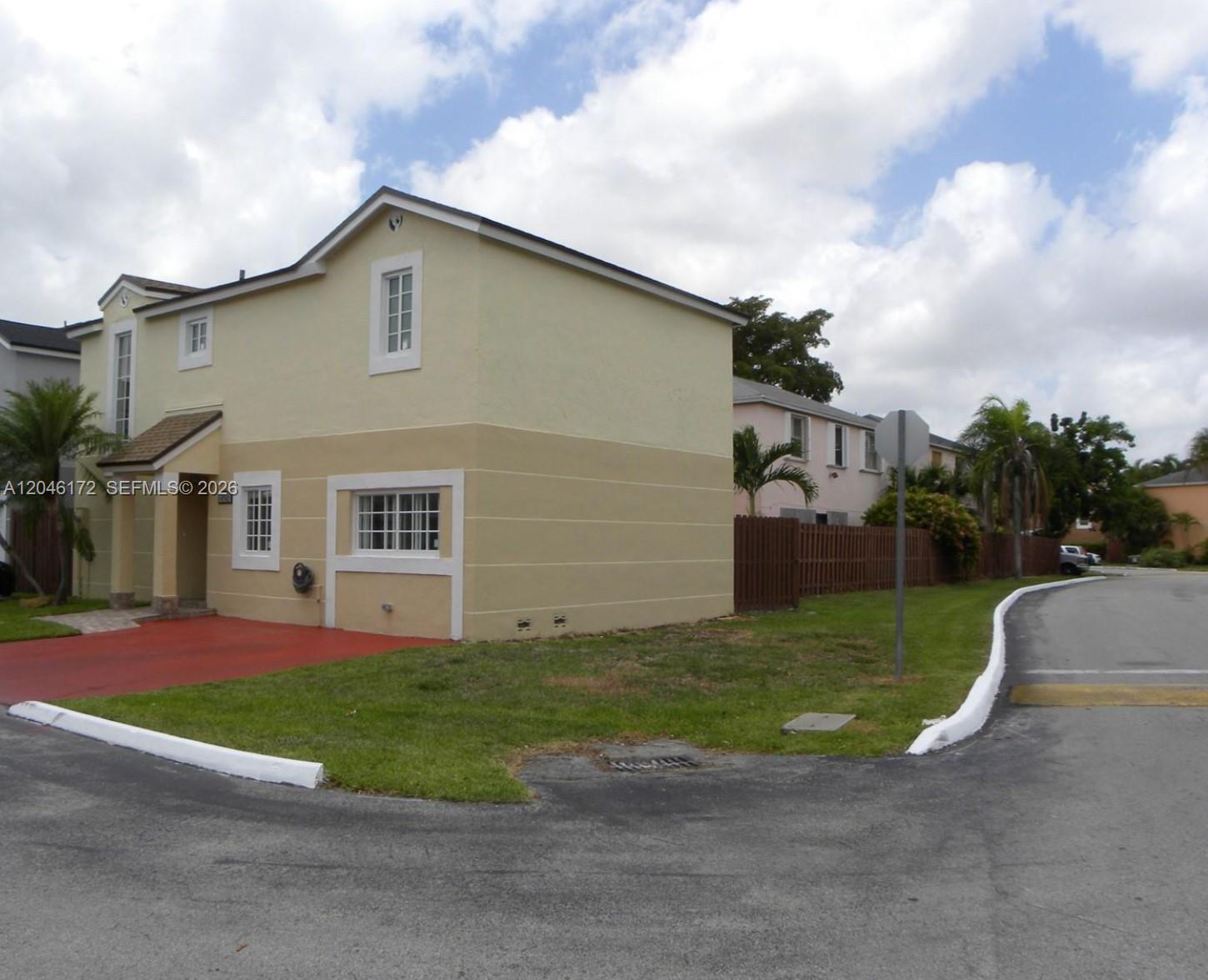 14742 SW 92nd St Rd, Miami FL 33196 photo 2