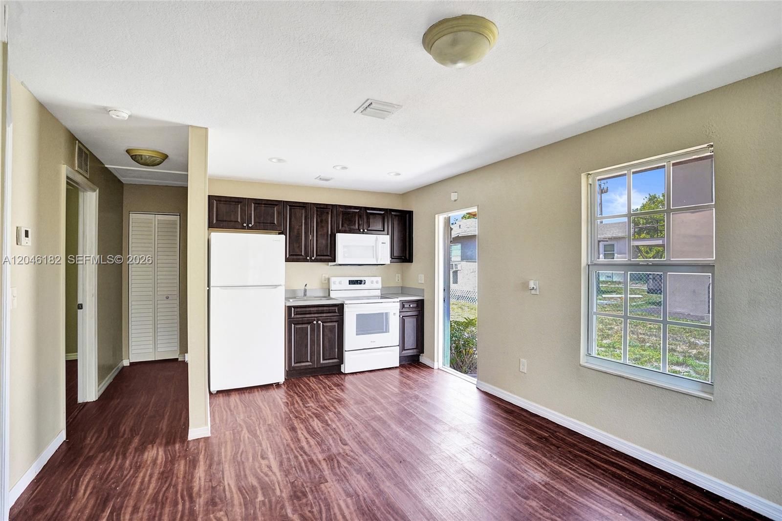 727 22nd St # B, West Palm Beach FL 33407 photo 5