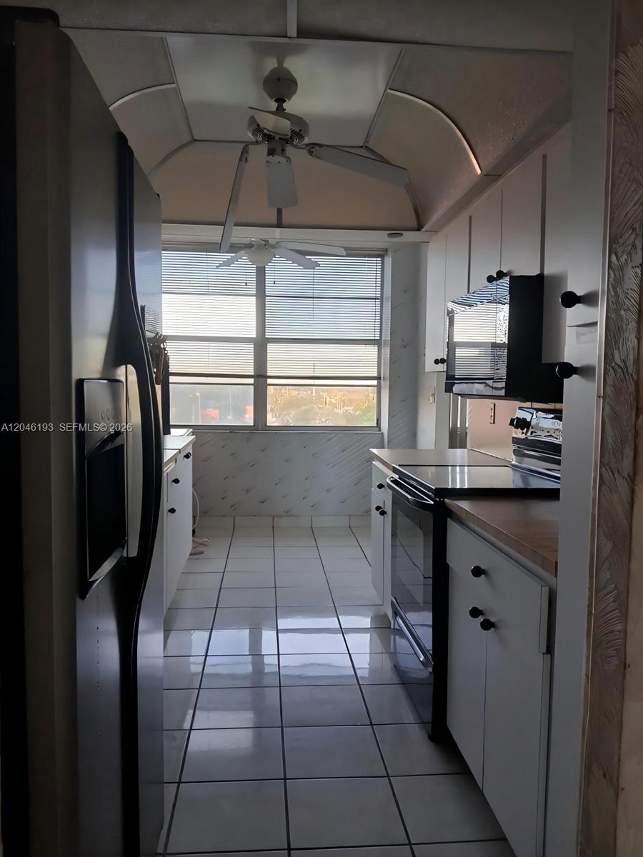 1100 Saint Charles Pl # 719, Pembroke Pines FL 33026 photo 3